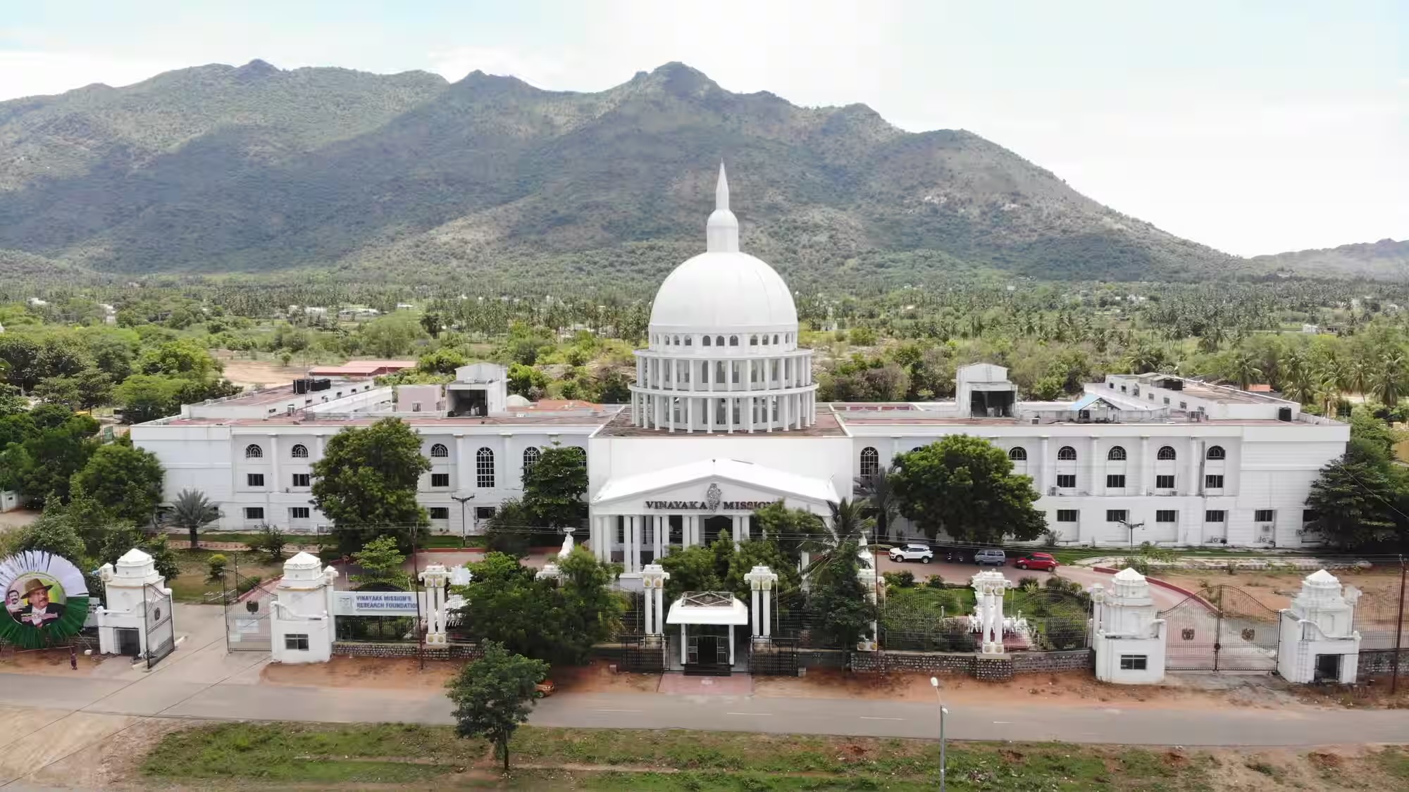 Vinayaka Mission's Medical College